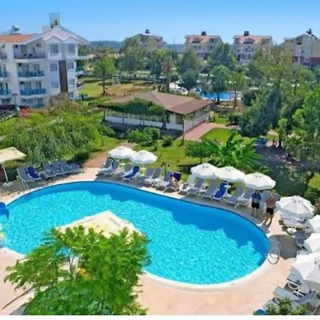 Irem Greenside Apartment